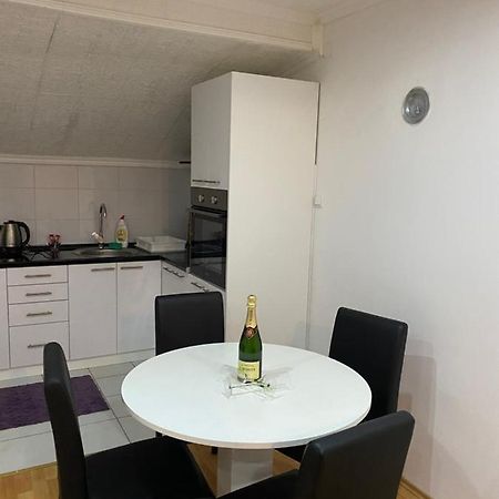 Apartmani Petra Novi Sad Eksteriør billede