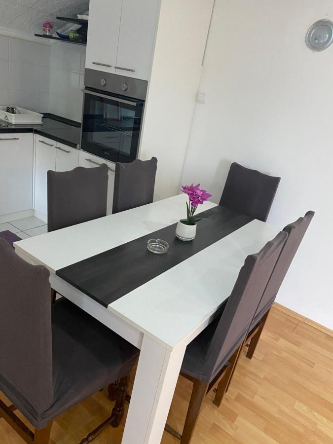 Apartmani Petra Novi Sad Eksteriør billede