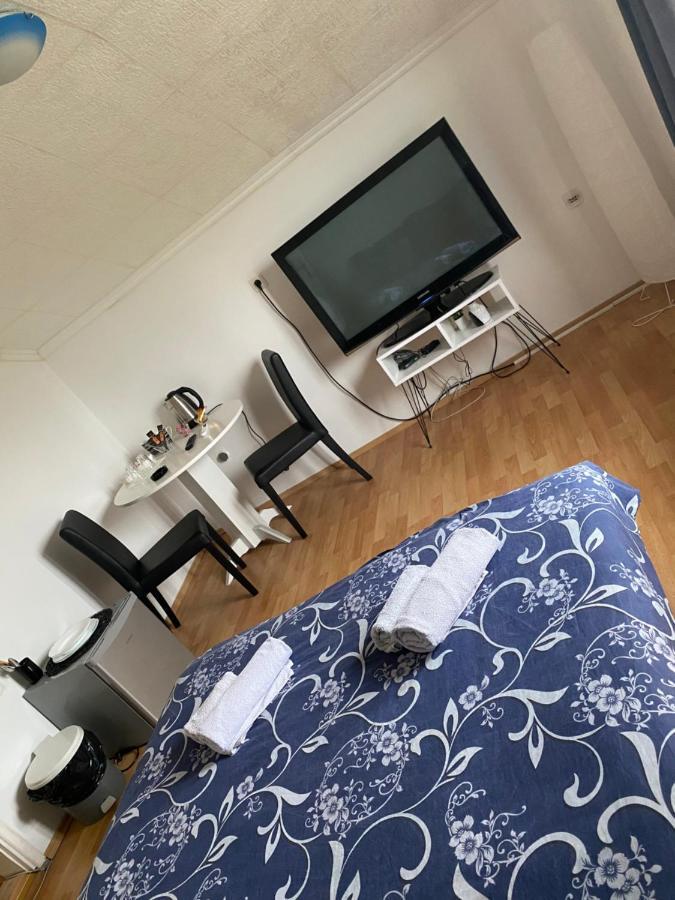 Apartmani Petra Novi Sad Eksteriør billede