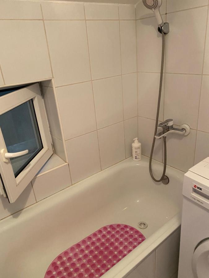 Apartmani Petra Novi Sad Eksteriør billede